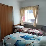 Apartamento Na Quadra Da Praia.