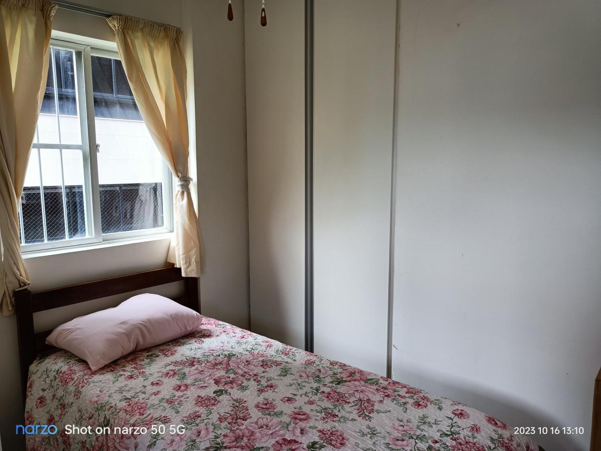Apartamento Na Quadra Da Praia. *